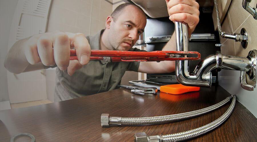 Professional Leak Detection Services in Helmsburg, IN